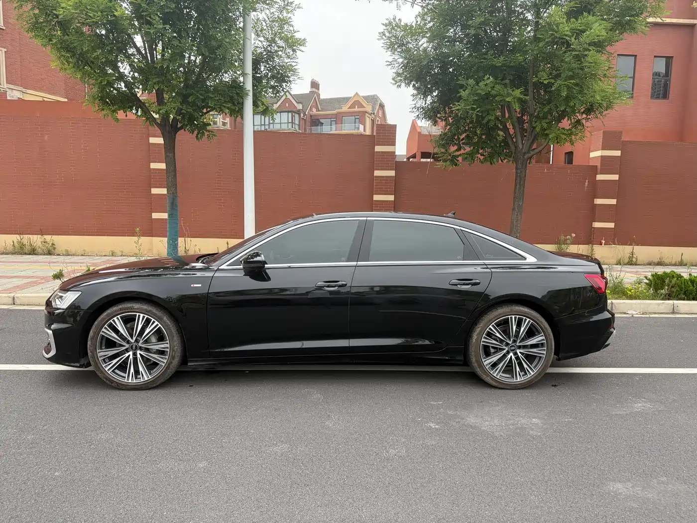 Audi A6L 2023 40 TFSI Luxury Dynamic фото 11