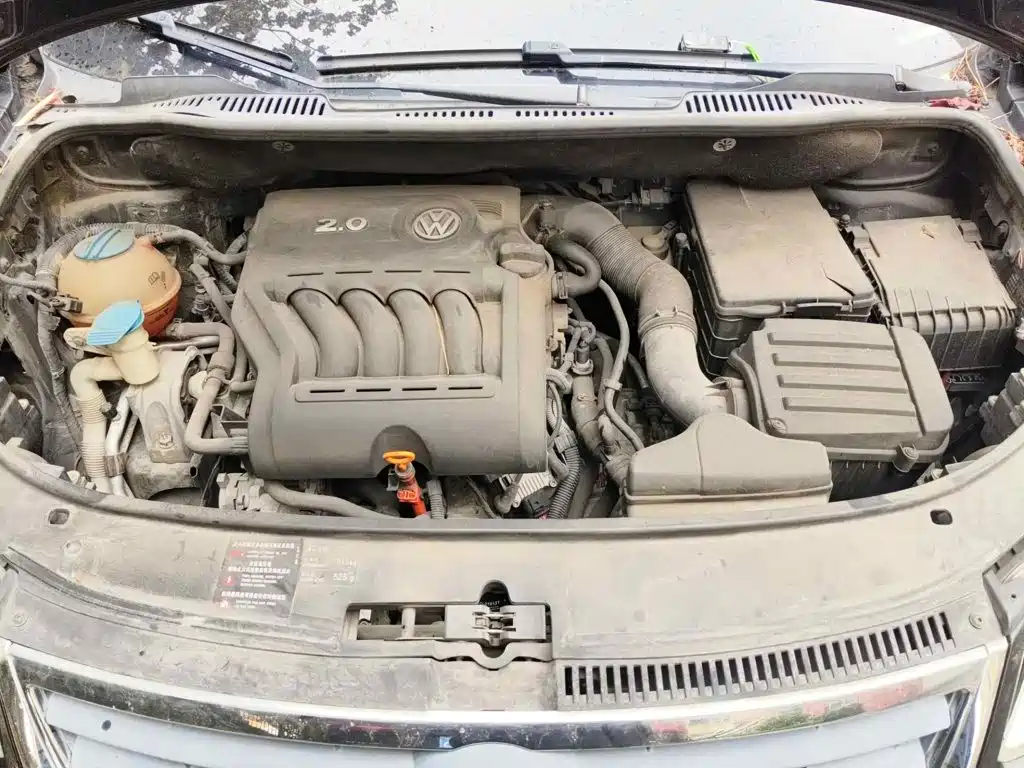 Фото 9 - Volkswagen Touran