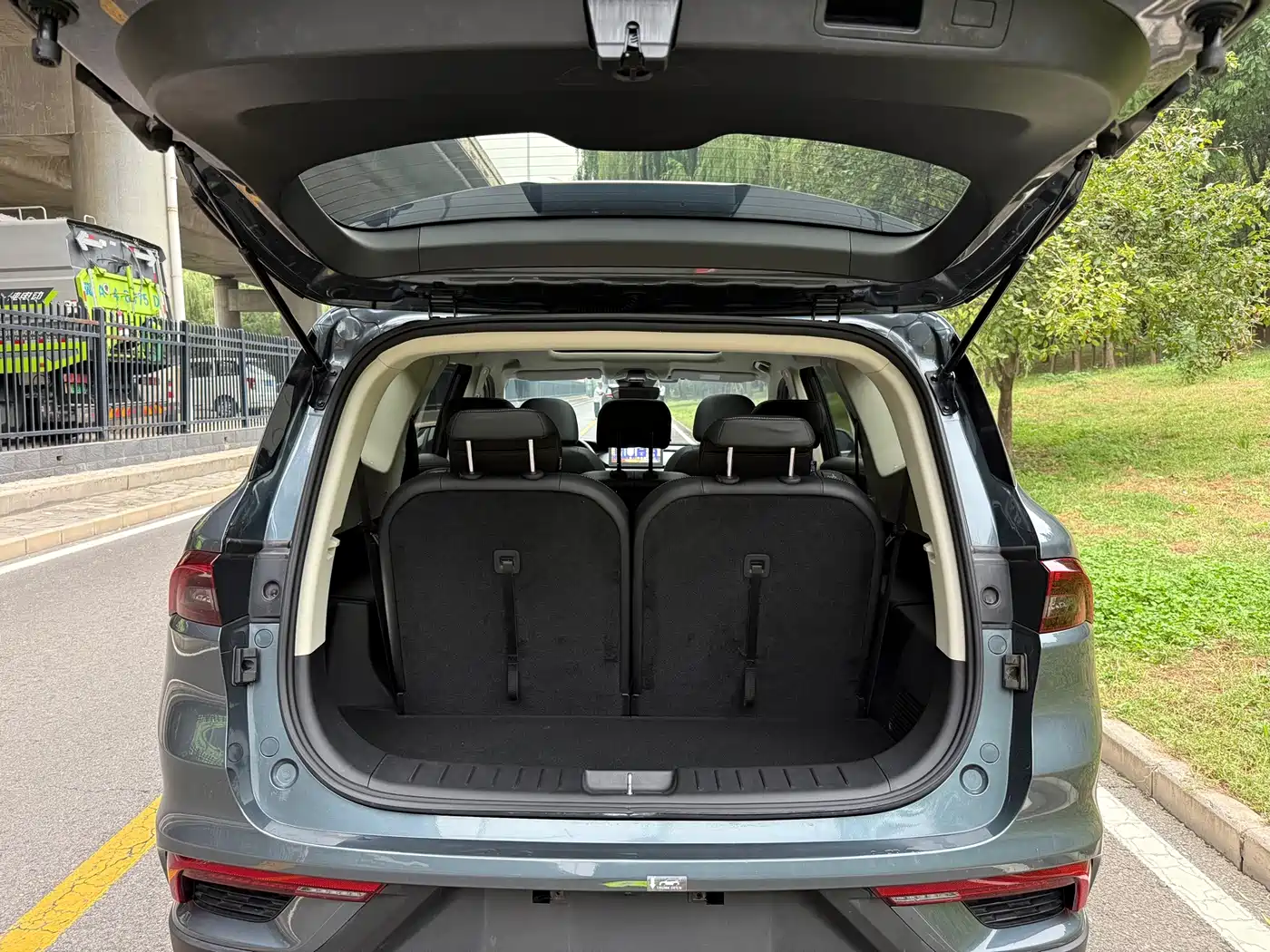 Geely Okavango 2021 2020 1.8TD DCT Luxury 7-Seater