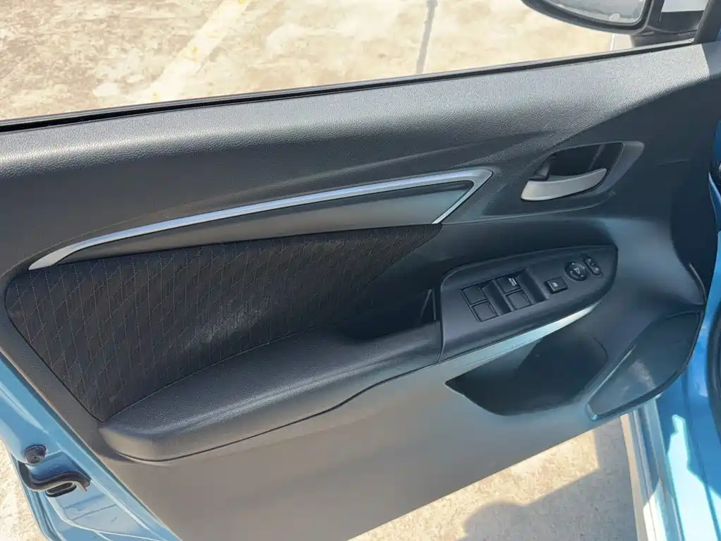 Photo 19 - Honda Fit