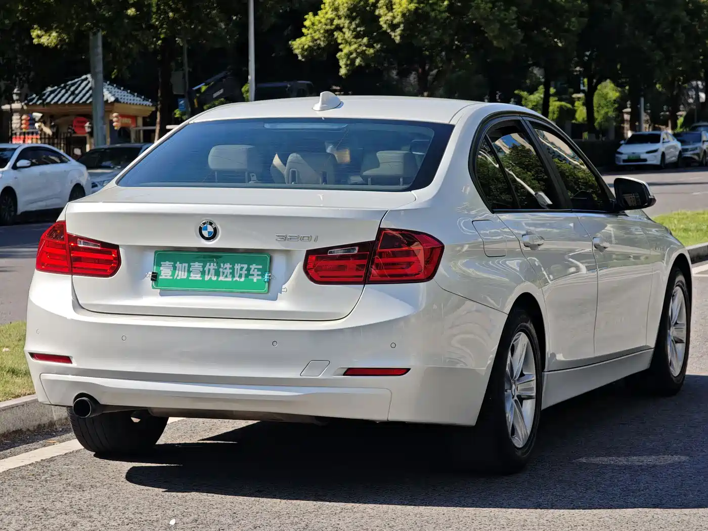 BMW 3 Series (Import) 2012 2013 320i Sport Design Package