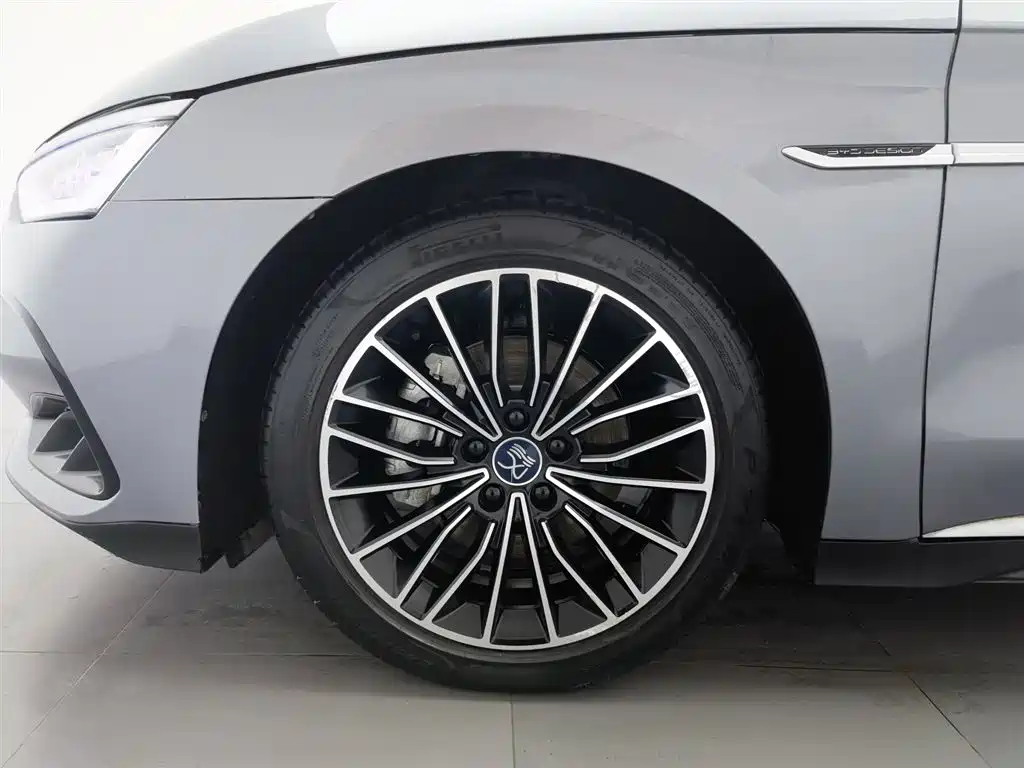 BYD Han 2023 DM-i Champion Edition 121KM Premium фото 17