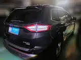 Фото 2 - Ford Edge