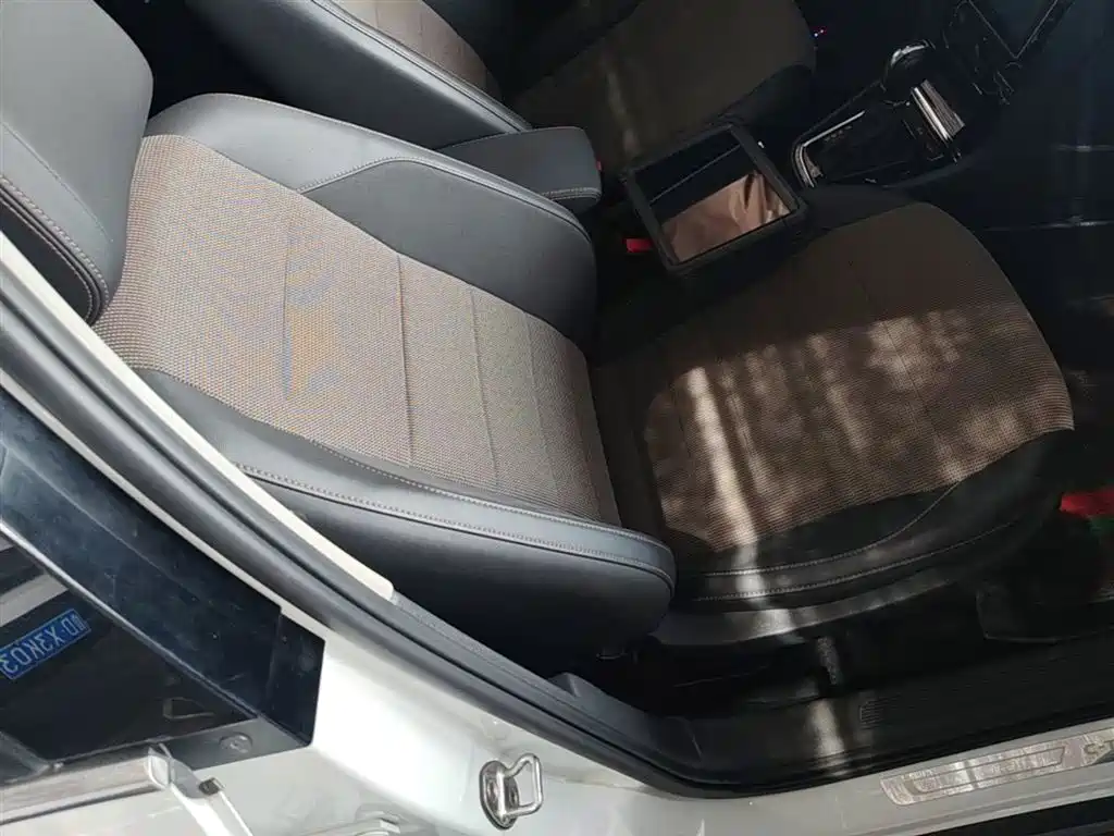Volkswagen C-TREK 2017 230TSI DSG Comfort фото 25