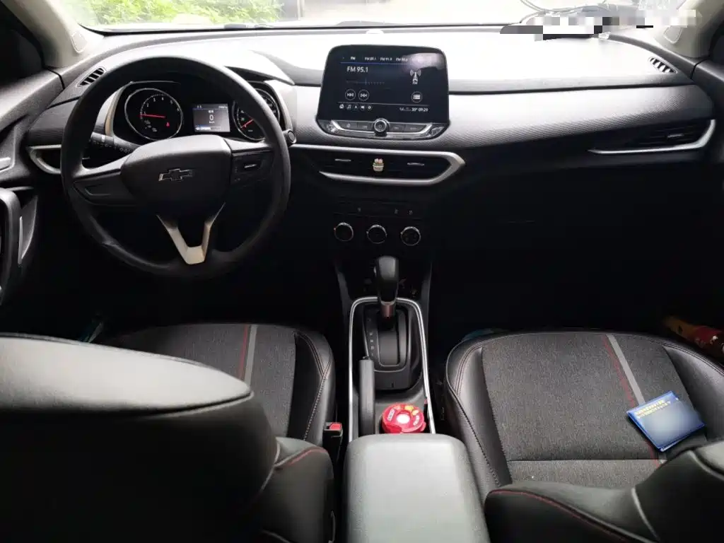 Chevrolet Trax 2020 2019 Redline 325T Auto Fun Edition China VI