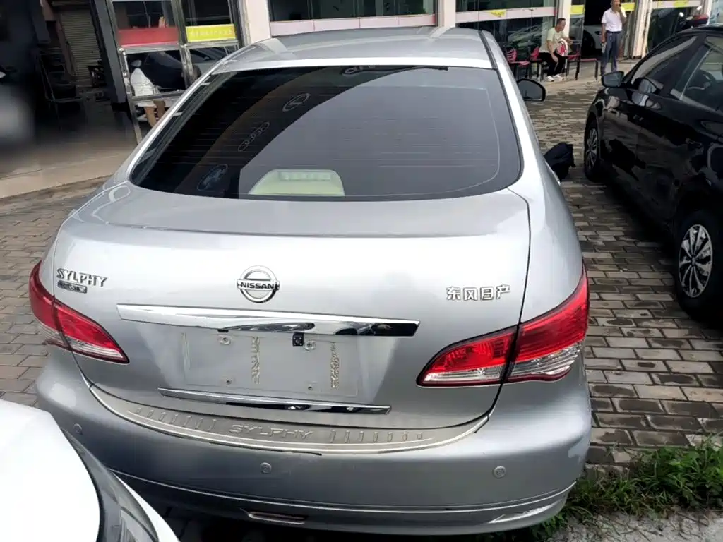 Фото 6 - Nissan Sylphy