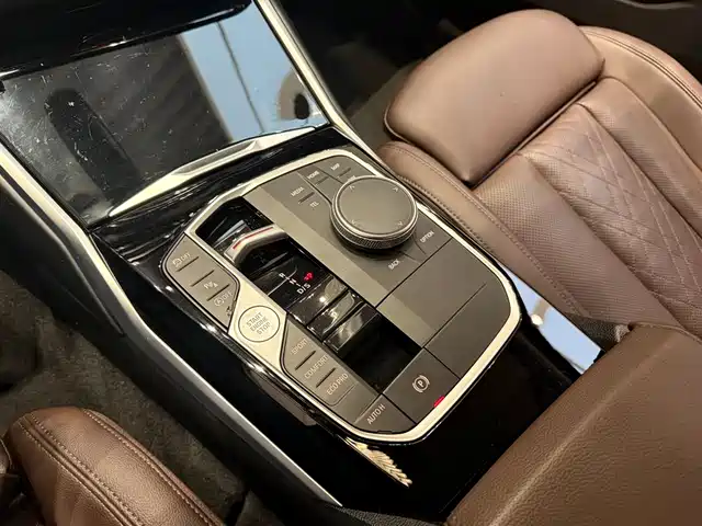 BMW 3 Series 2024 320Li M Sport Package — фото 3