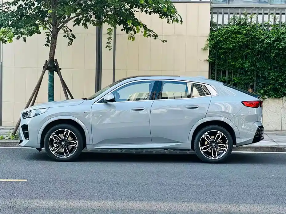 BMW X2 (IMPORT)