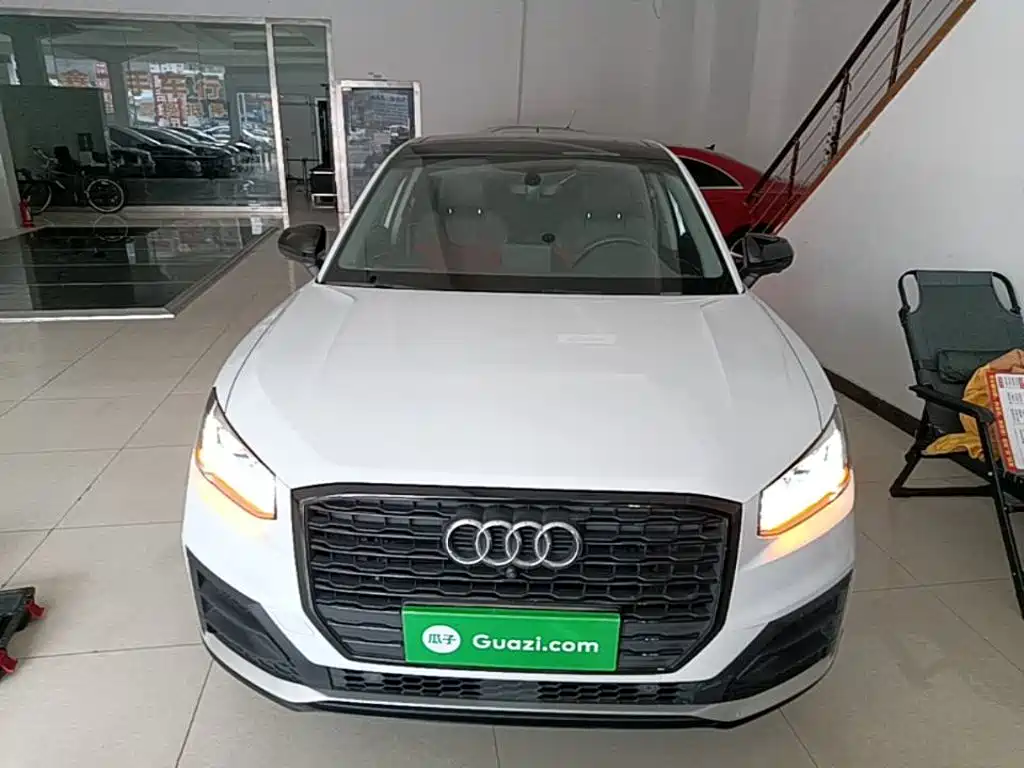 Фото 3 - Audi Q2L