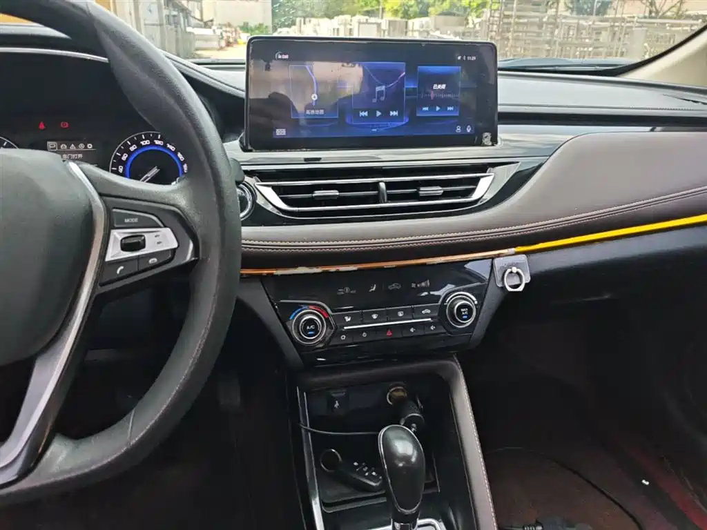 Changan Eado DT 2018 2018 1.6L Automatic Smart Edition
