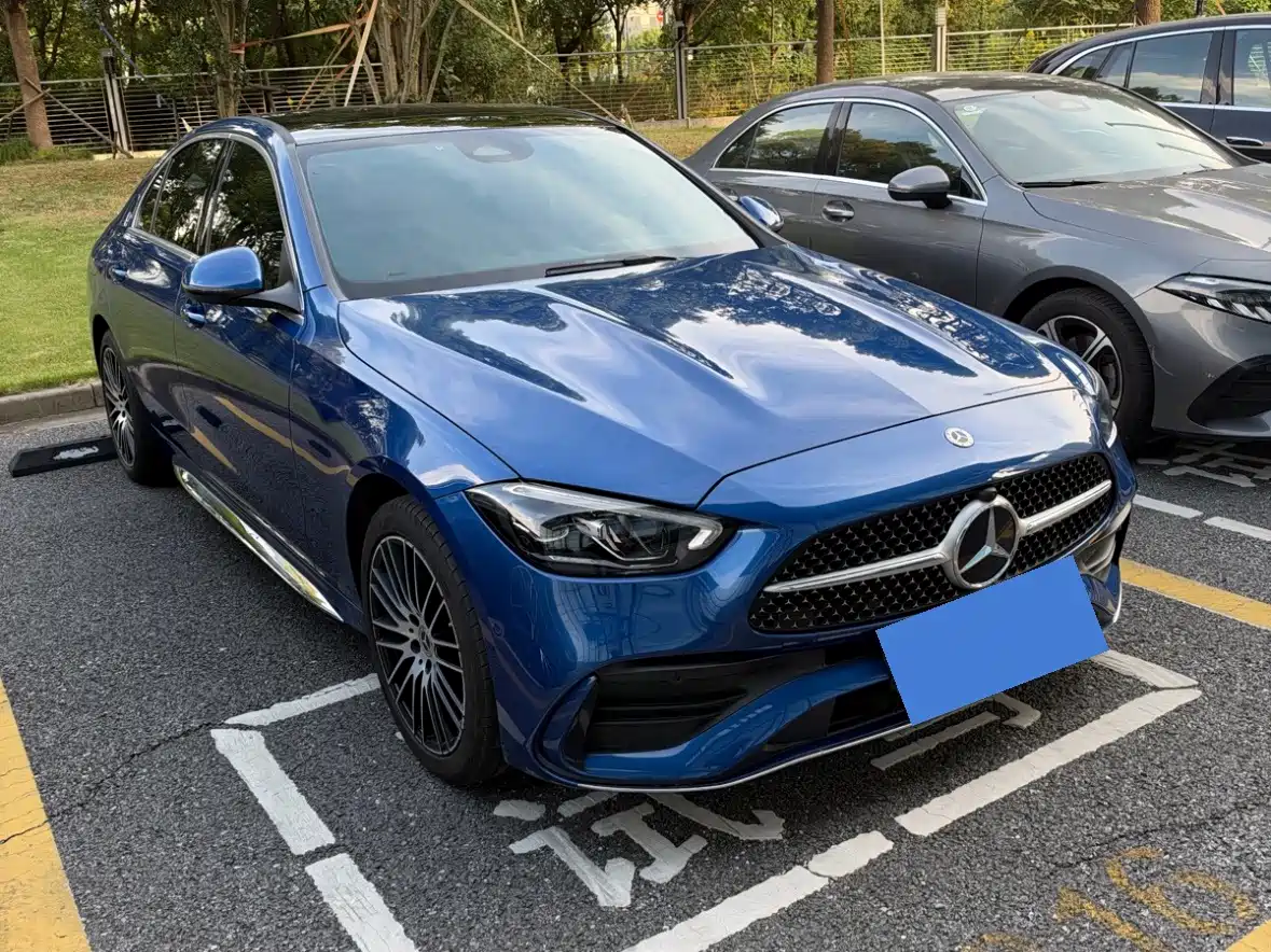 Фото 3 - Mercedes-Benz C-Class