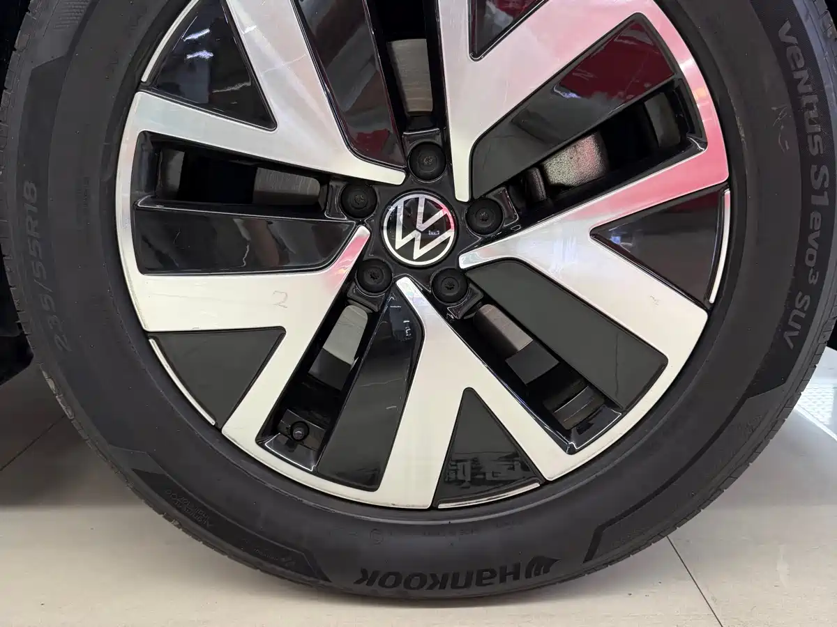 Volkswagen Tayron 2023 280TSI 2WD Luxury Plus Advanced Edition фото 4