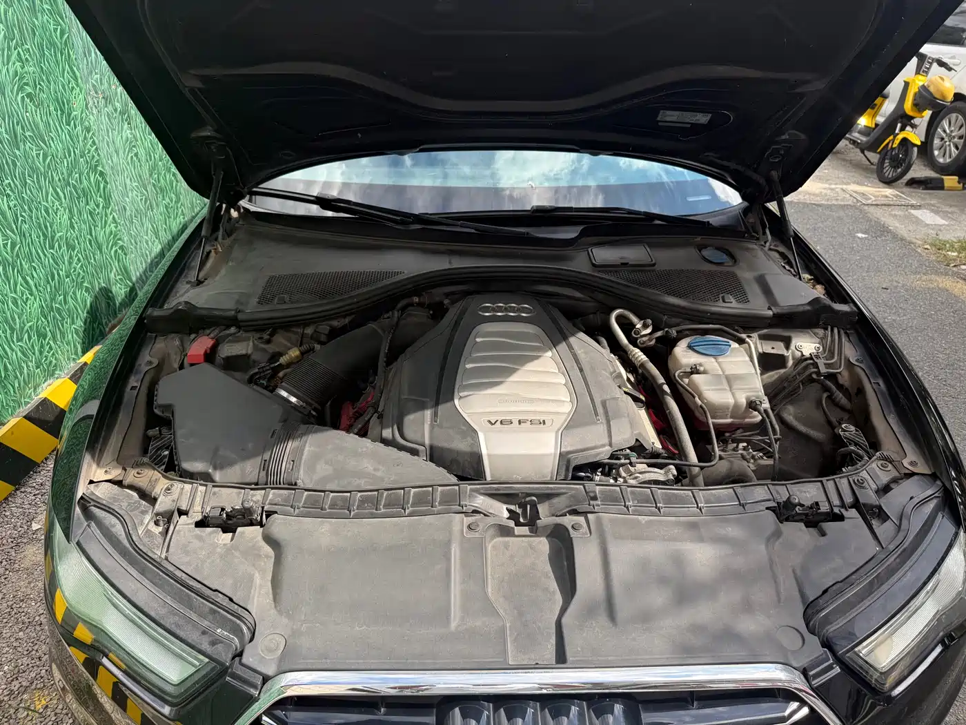 Фото 10 - Audi A6L