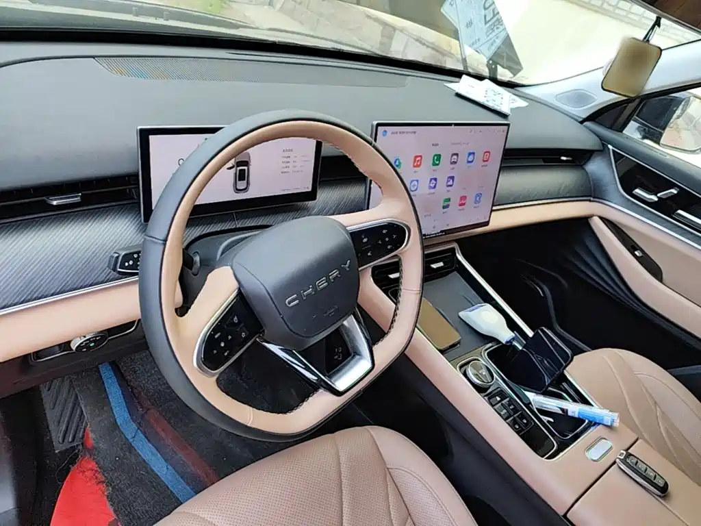 Chery Tiggo 8L 2024 2024 Model 2.0T 2WD Luxury 5-Seater