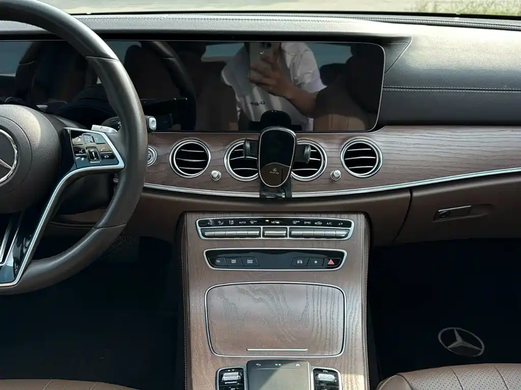Mercedes-Benz E-Class 2022 Model Facelift III E 300 L Fashion фото 19