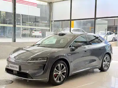 Luxeed R7