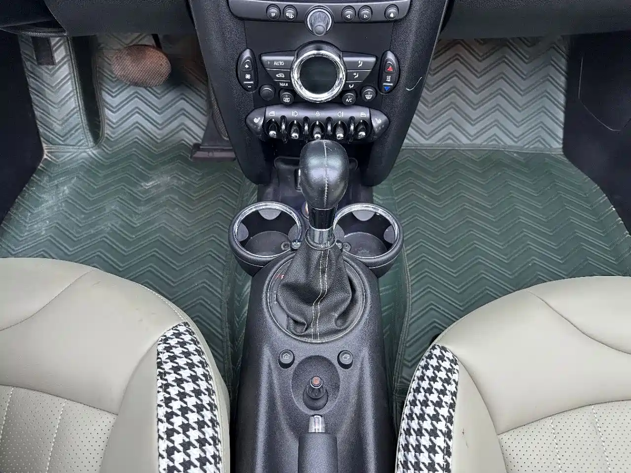 MINI ROADSTER 2012 1.6L COOPER фото 12