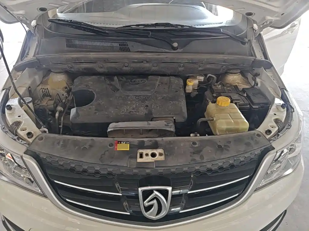 Baojun 730 2022 2019 1.5L Manual Value Edition 7-Seater China VI