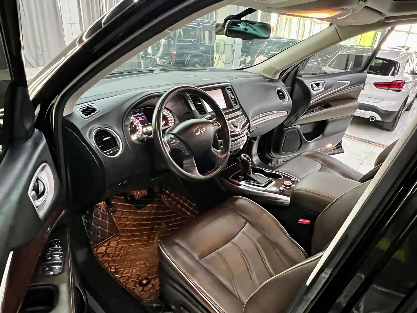 Infiniti QX60 (Import) 2022 2020 2.5 S/C Hybrid 2WD Excellence Edition