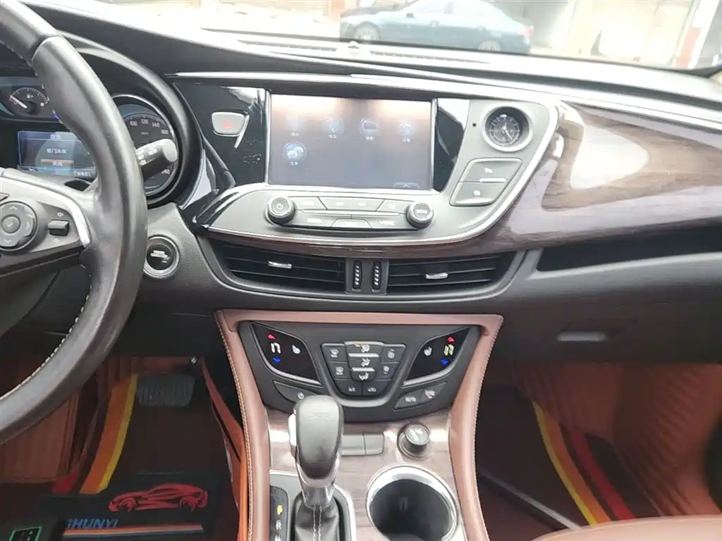 Buick Envision Plus 2017 20T FWD Elite фото 13