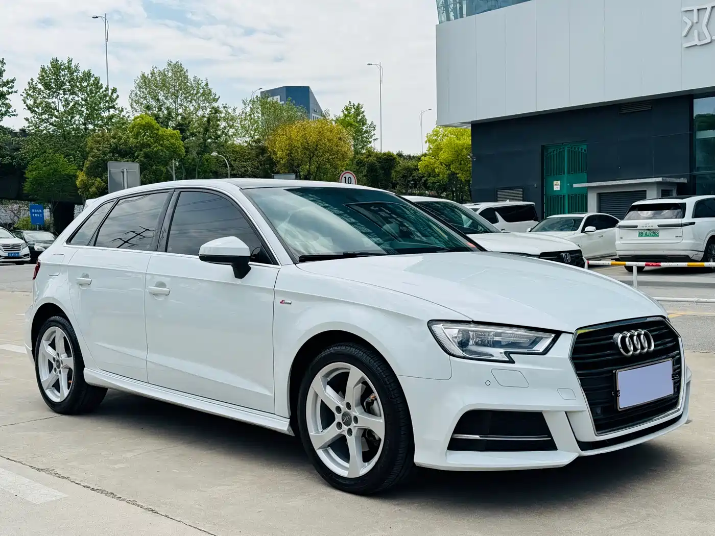 Audi A3 2018 30th Anniversary Sportback 35 TFSI Fashion фото 3