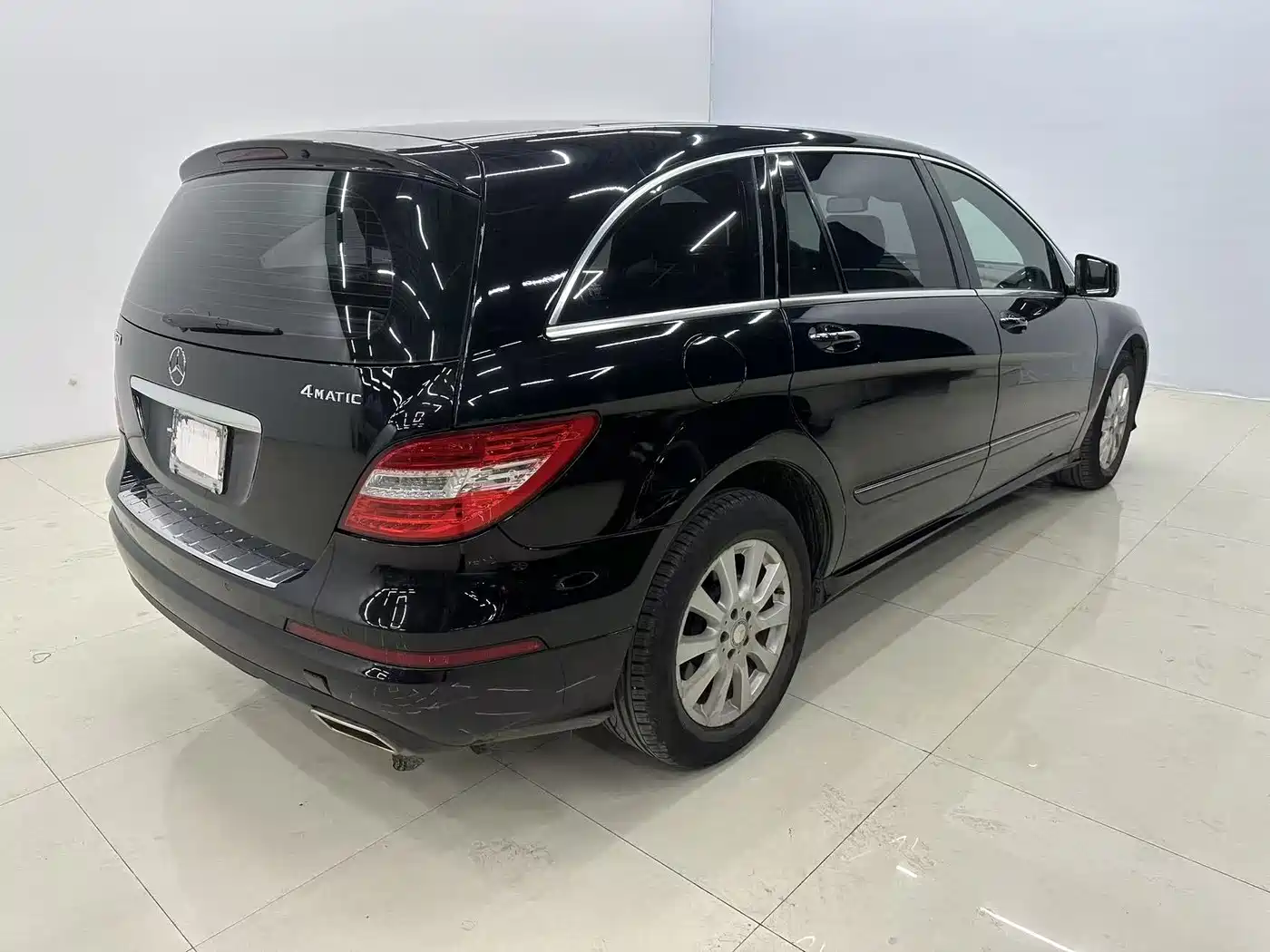 Mercedes-Benz R-Class 2011 R 350 L 4MATIC фото 4
