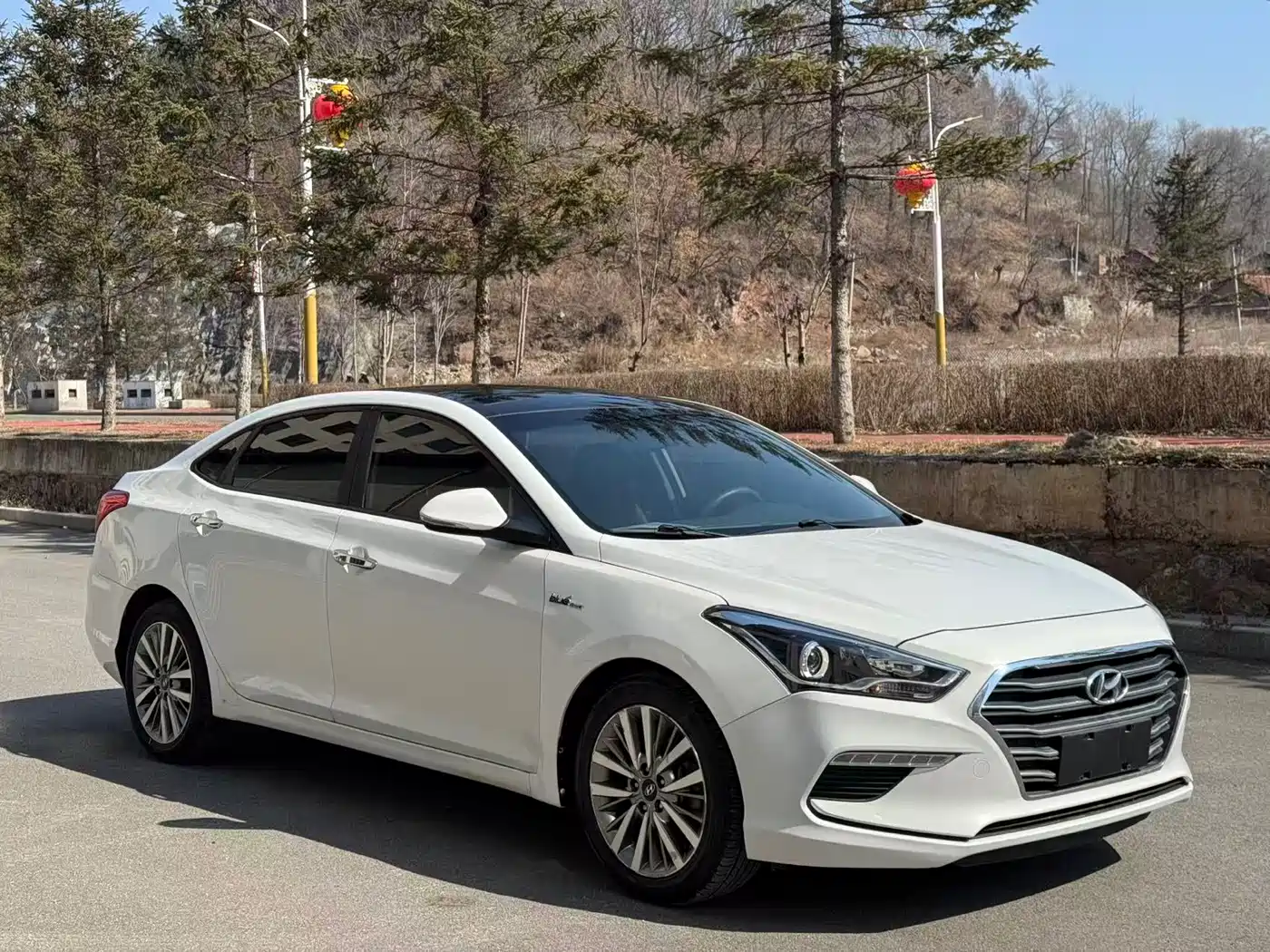 Hyundai Mistra 2017 1.6T Automatic Smart GLS (China V) фото 3