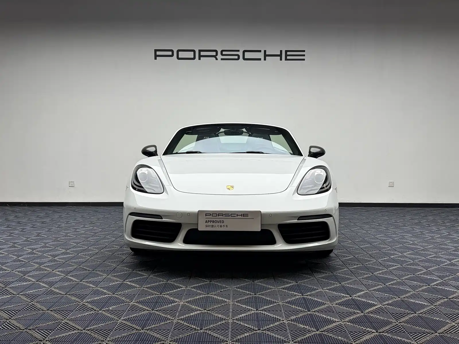 Фото 8 - Porsche 718