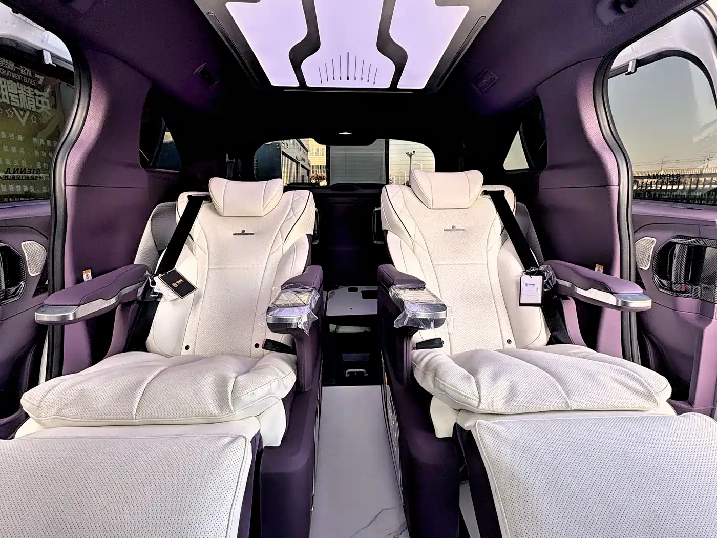 Toyota Sienna 2024 2.5L Hybrid Comfort Edition фото 23