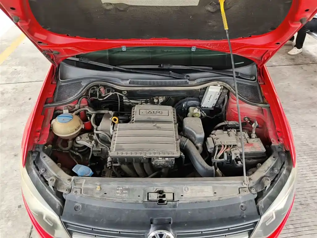 Volkswagen Polo 2016 1.4L Automatic Trend фото 20