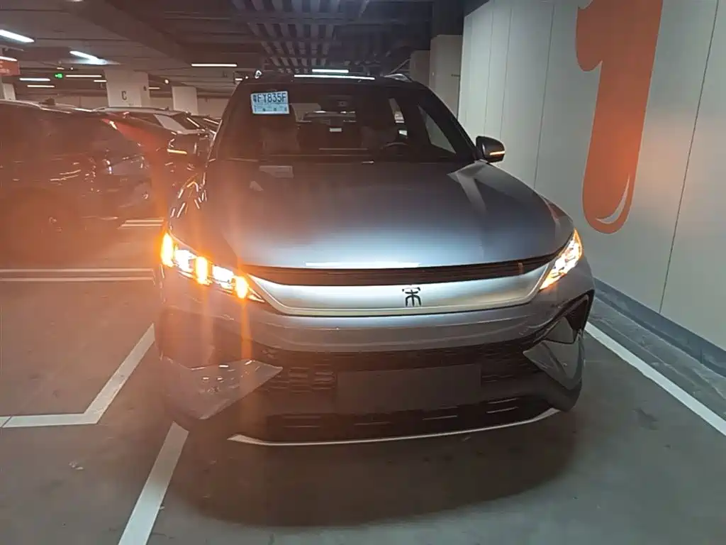 BYD Song Pro New Energy 2025 2nd Generation Smart Drive Edition DM-i 75KM Leading Type фото 3