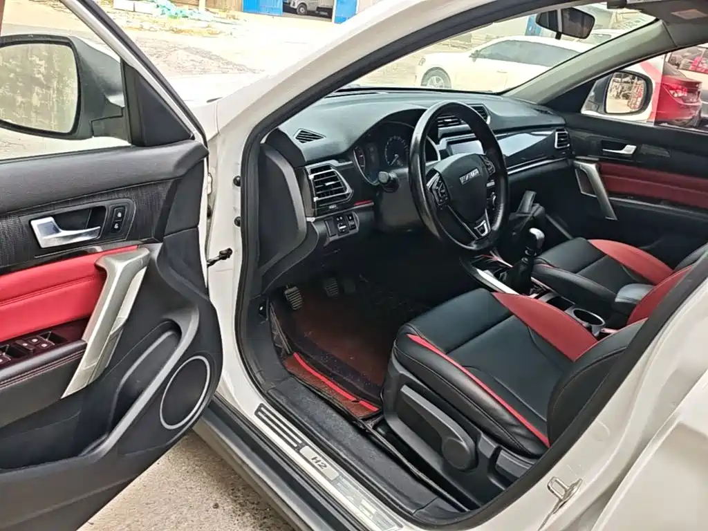 Haval H2 2018 2017 Blue Label 1.5T Manual 2WD Luxury