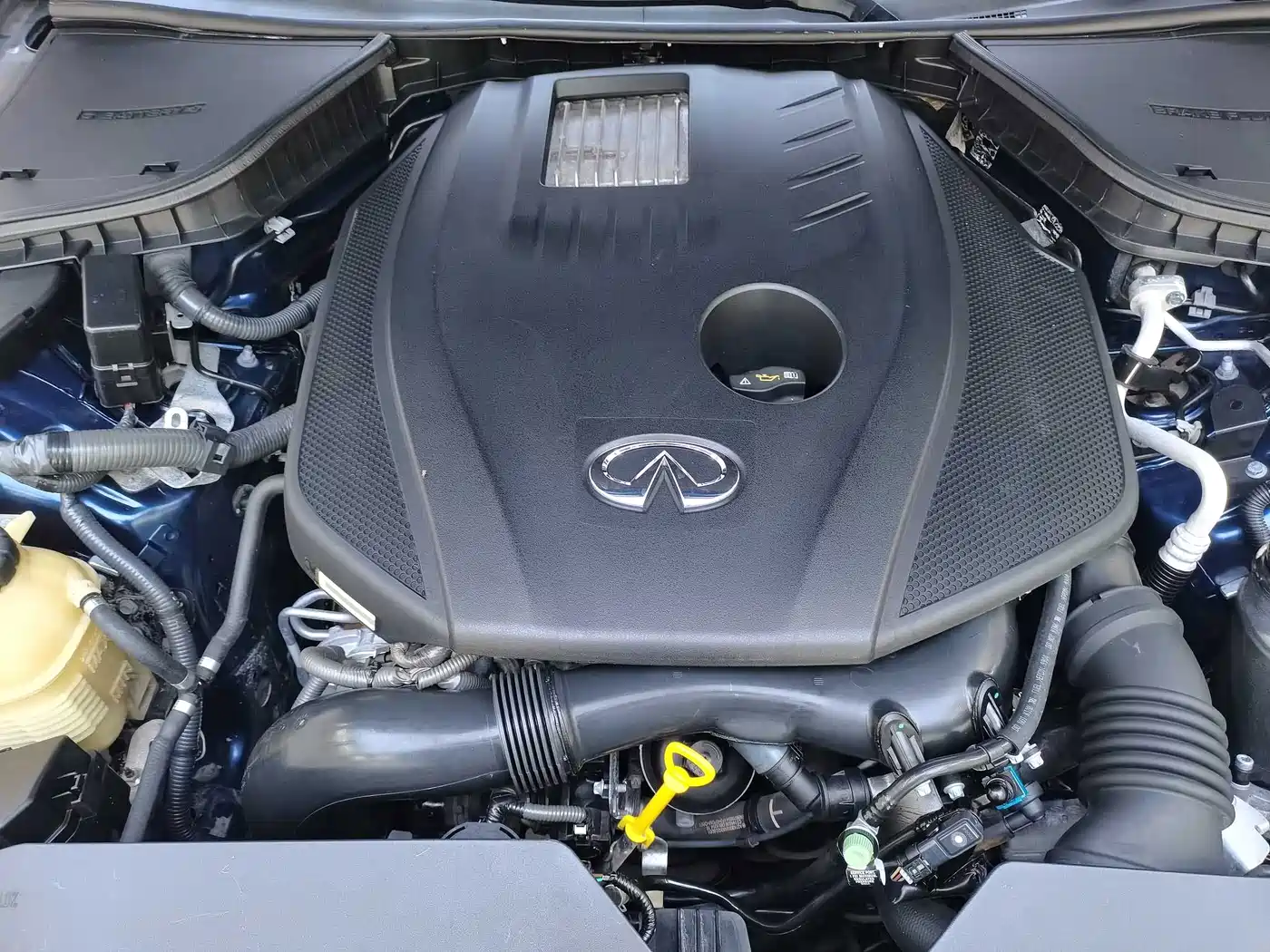 Infiniti Q50L 2019 2018 2.0T Comfort (China VI)