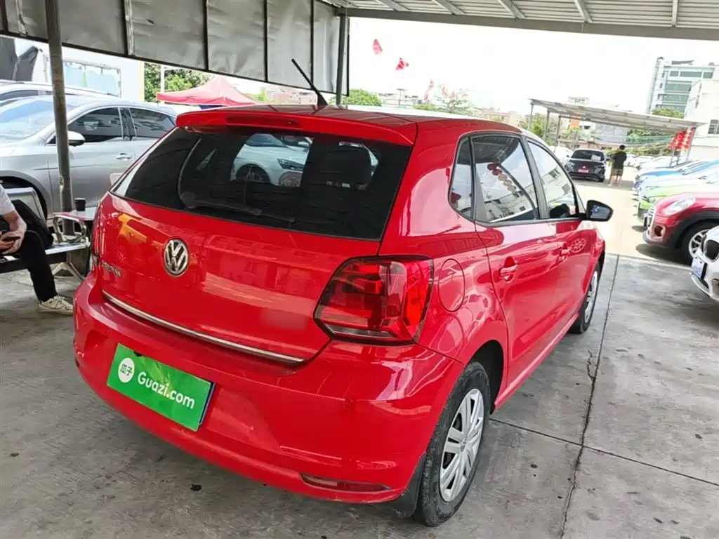 Volkswagen Polo 2016 1.4L Automatic Trend фото 7