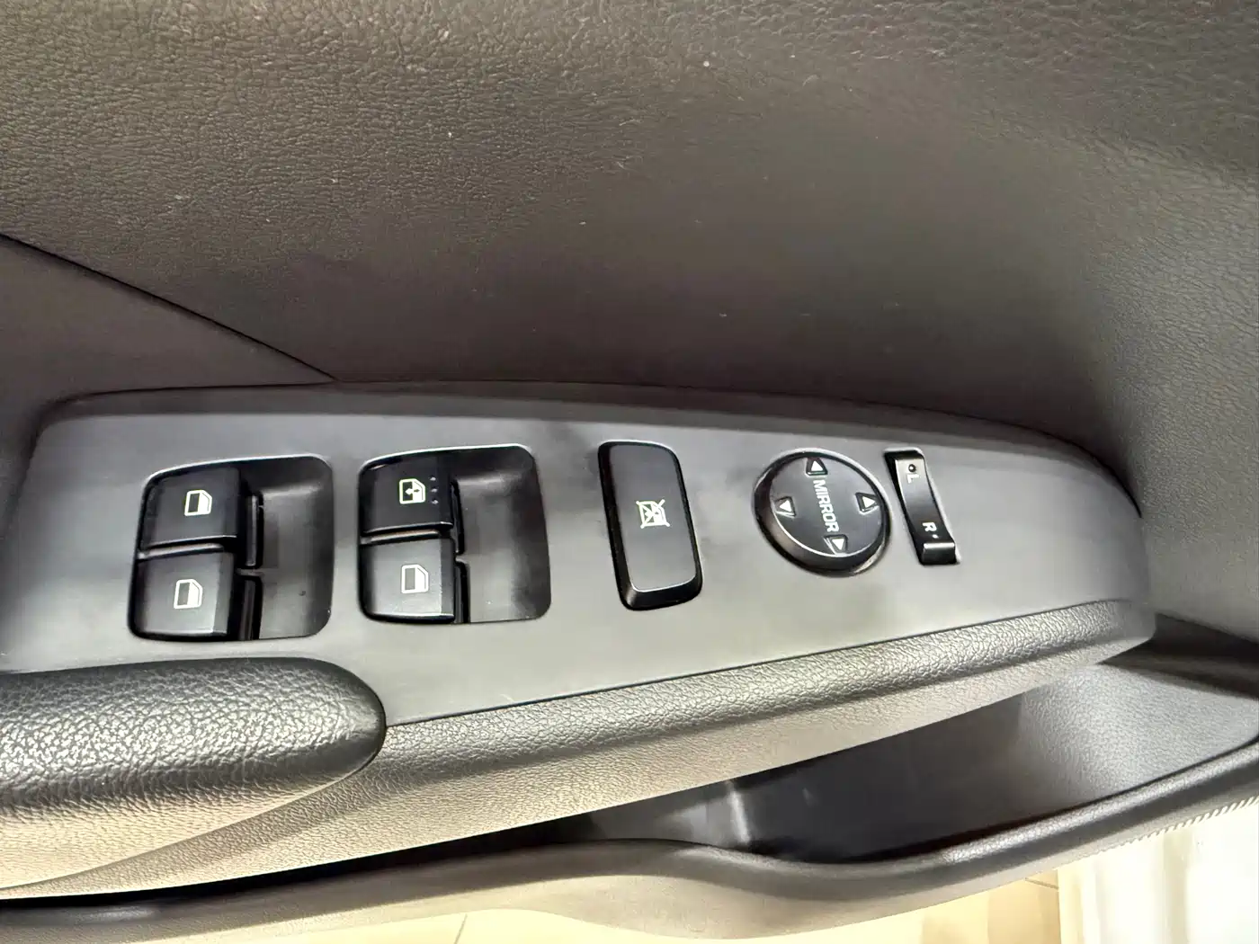 Hyundai Verna 2020 1.4L CVT GLS Cool Edition фото 13