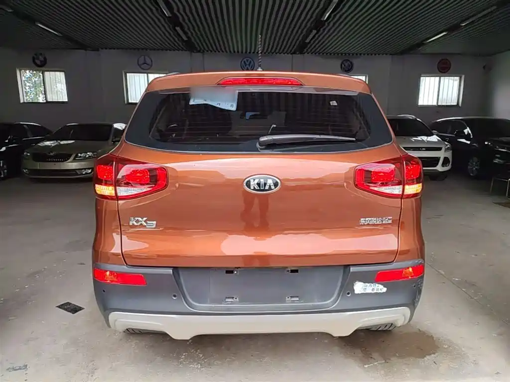 Kia KX3 Smart Run 2015 1.6L Automatic 2WD DLX фото 6