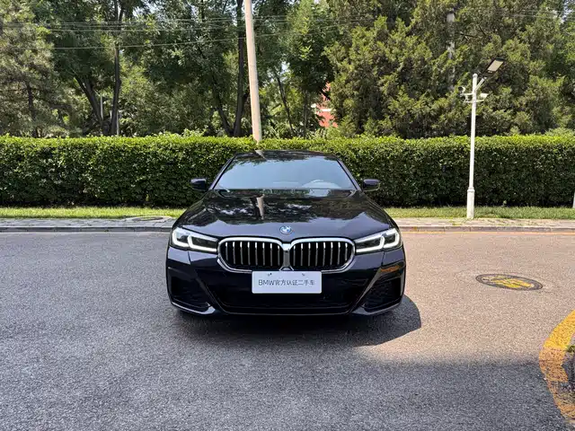 BMW 5 Series 2022 525Li M Sport Package — фото 2