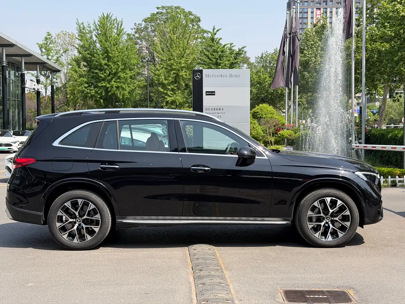 Mercedes-Benz GLC New Energy 2025 350 e L 4MATIC Collector's Edition фото 5