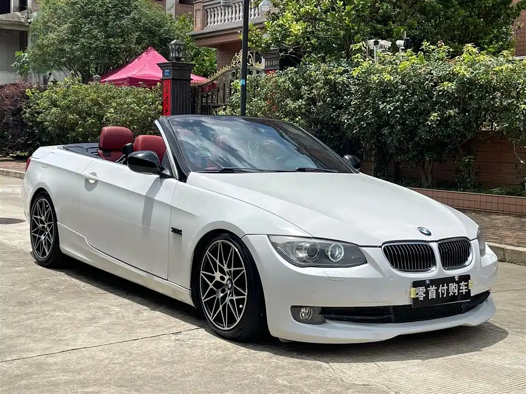 BMW 3 Series (Import) 2011 330i Convertible Coupe фото 3