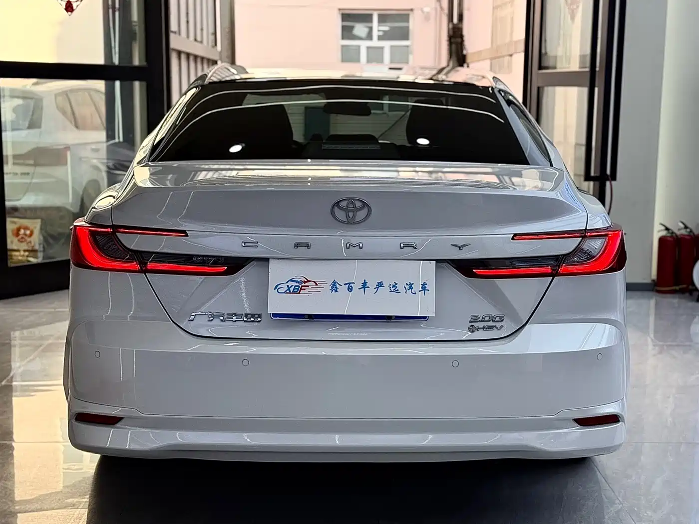 Toyota Camry 2024 Hybrid 2.0HG Premium Edition фото 9