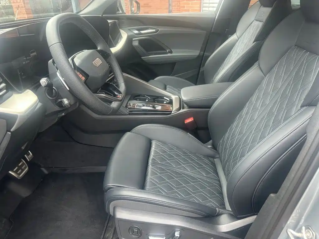 Audi Q5L 2026 2026 Luxury Sport 150kW