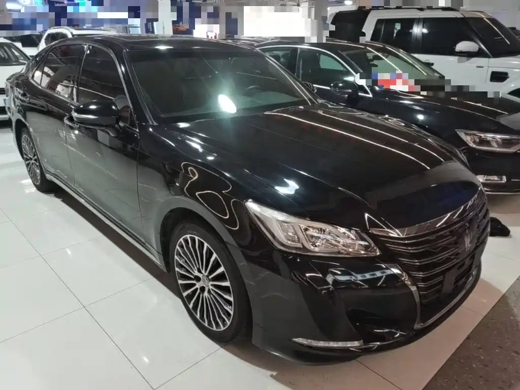 2020 Toyota Crown