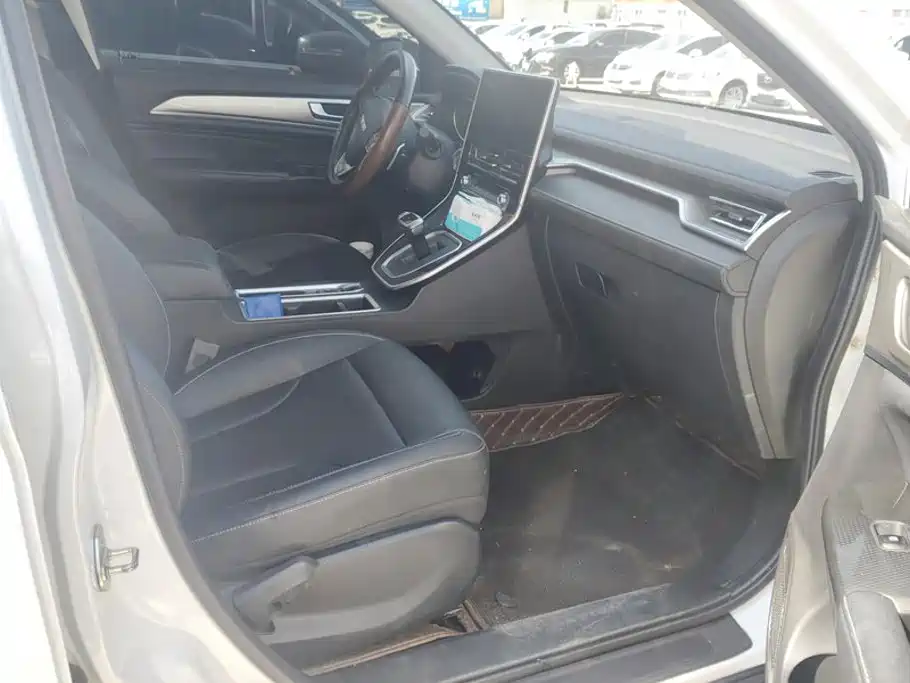 Haval M6 2024 2023 PLUS 1.5T DCT Luxury Smart Connect