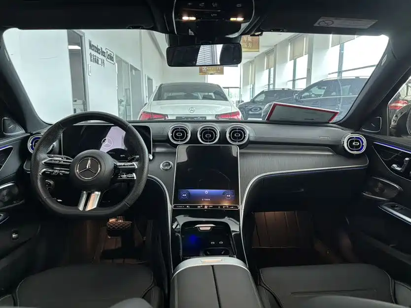 Mercedes-Benz C-Class 2023 C 260 L Night Edition Sport фото 2