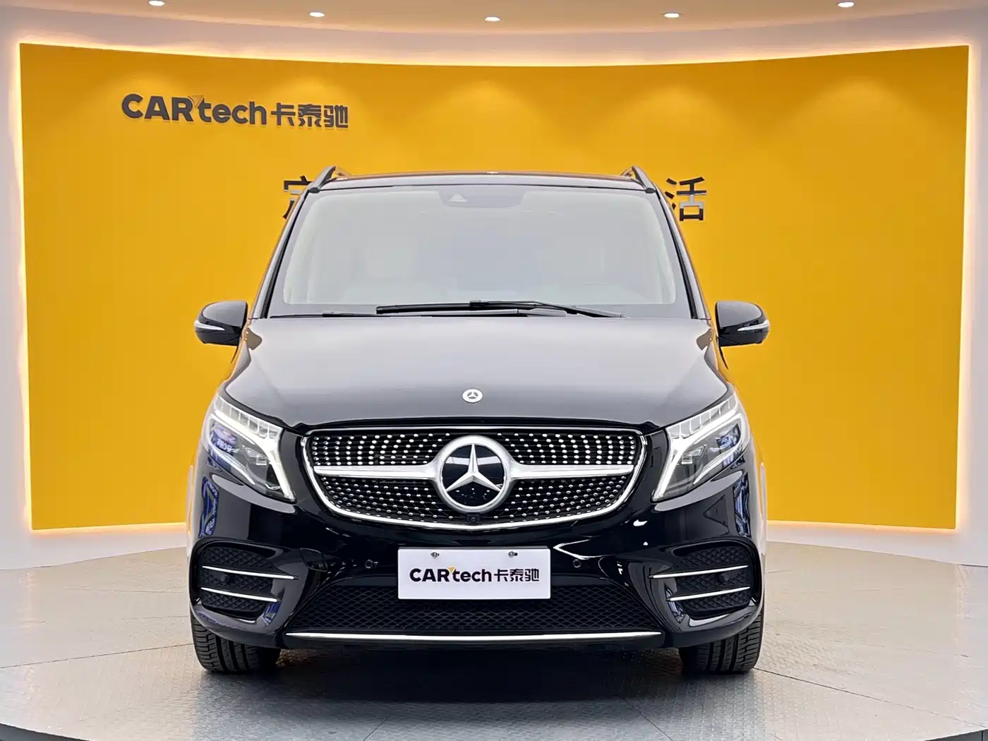 Mercedes-Benz V-Class 2021 V 260 L Long Wheelbase Luxury Edition фото 2