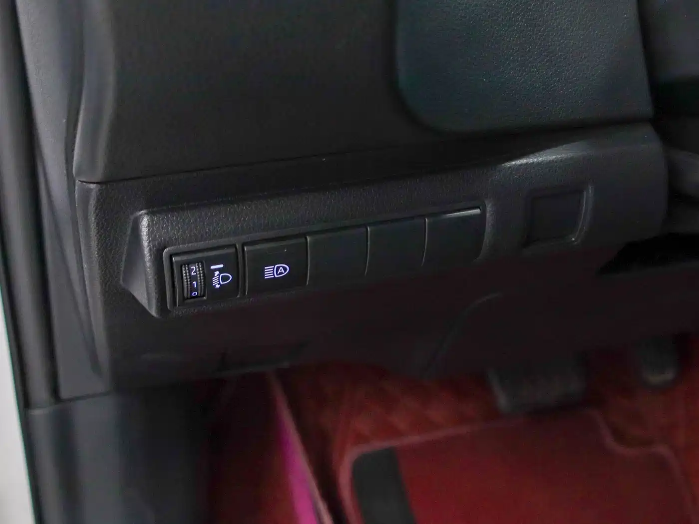 Toyota Corolla 2021 1.2T S-CVT Elite PLUS Edition фото 7