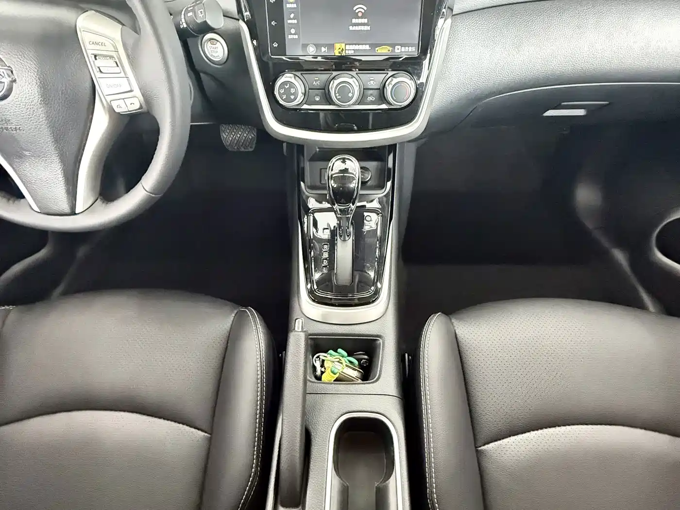 Nissan Tiida, миниатюра 8
