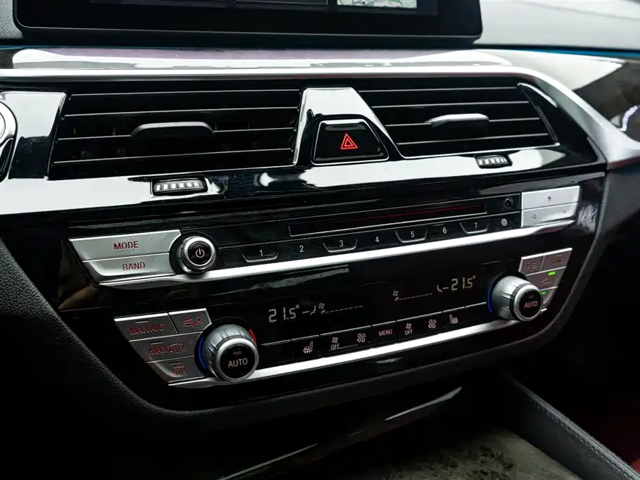 BMW 5 Series 2019 Facelift 530Li Leading M Sport Package фото 22
