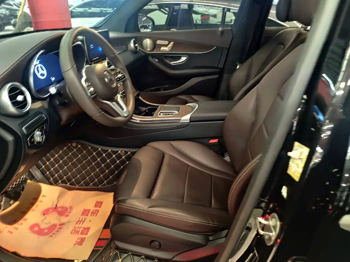 Mercedes-Benz GLC 2022 Model GLC 300 L 4MATIC Dynamic Edition фото 7