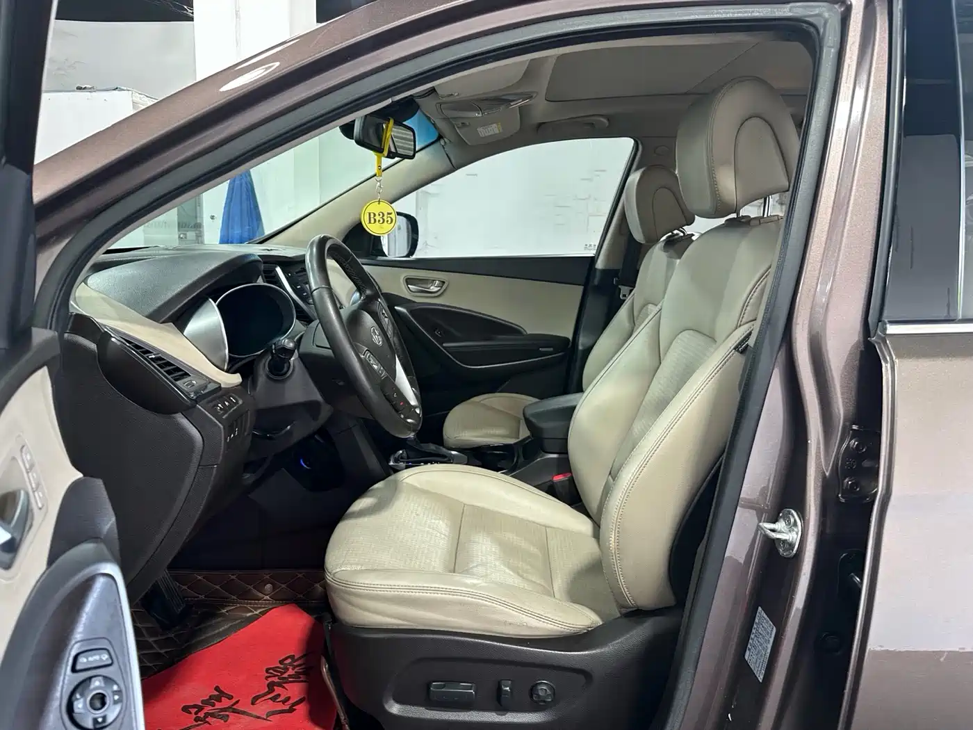 Hyundai Santa Fe 2013 2013 Model 2.0T Automatic 4WD Premium